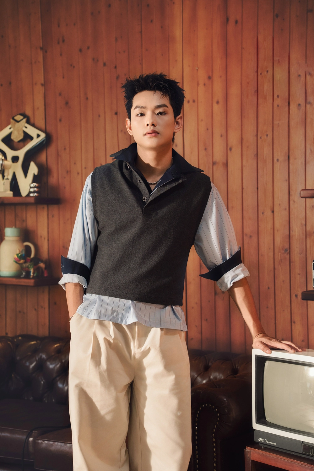 Sau “Anh trai” Say hi, CONGB tung MV “bài hát này dành riêng cho mình em” - Ảnh 4. Sau “Anh trai” Say hi, CONGB tung MV “bài hát này dành riêng cho mình em” - Ảnh 4.