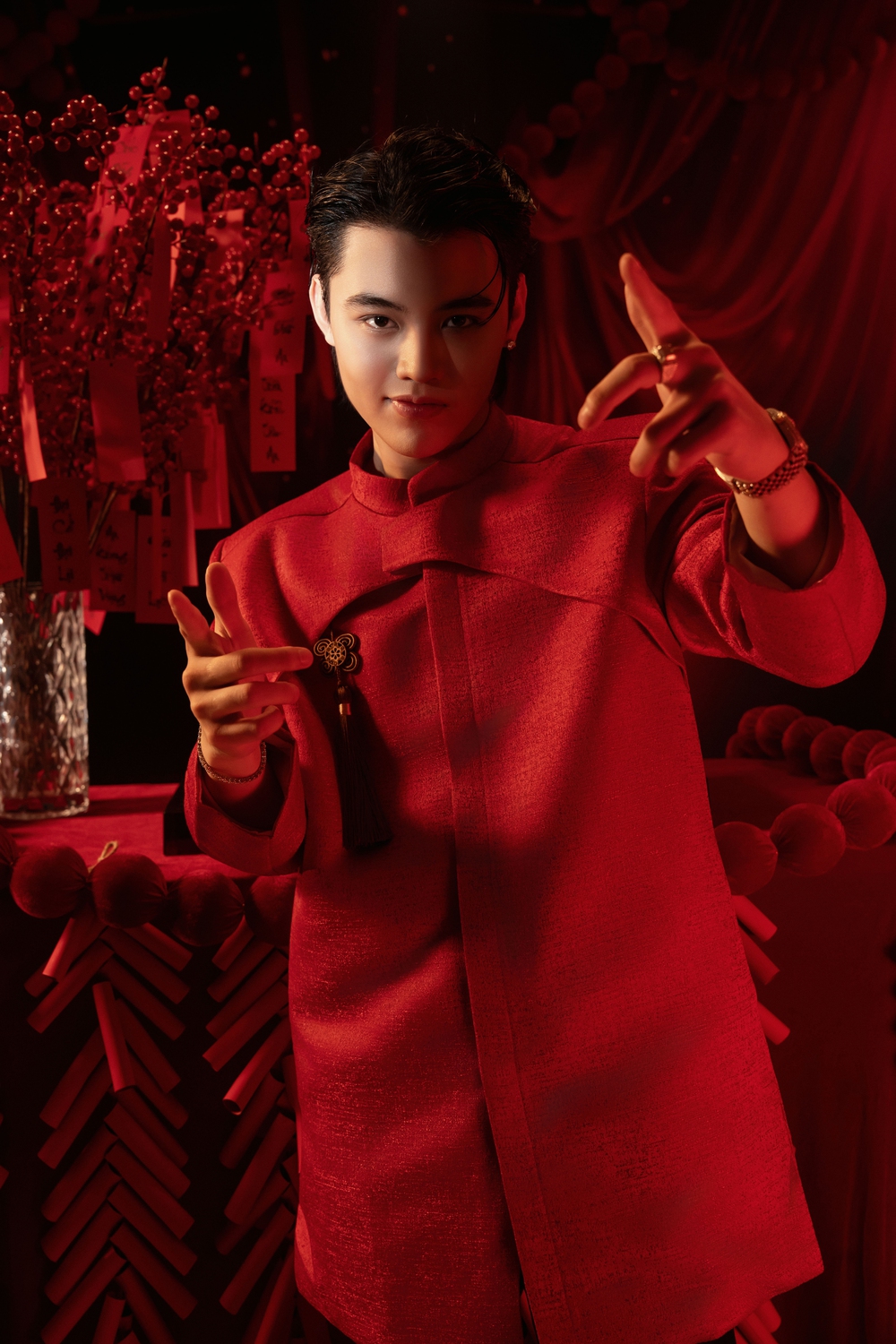 QLin tung MV Tết khuấy đảo đường đua âm nhạc 2026 - Ảnh 1. QLin tung MV Tết khuấy đảo đường đua âm nhạc 2026 - Ảnh 1.