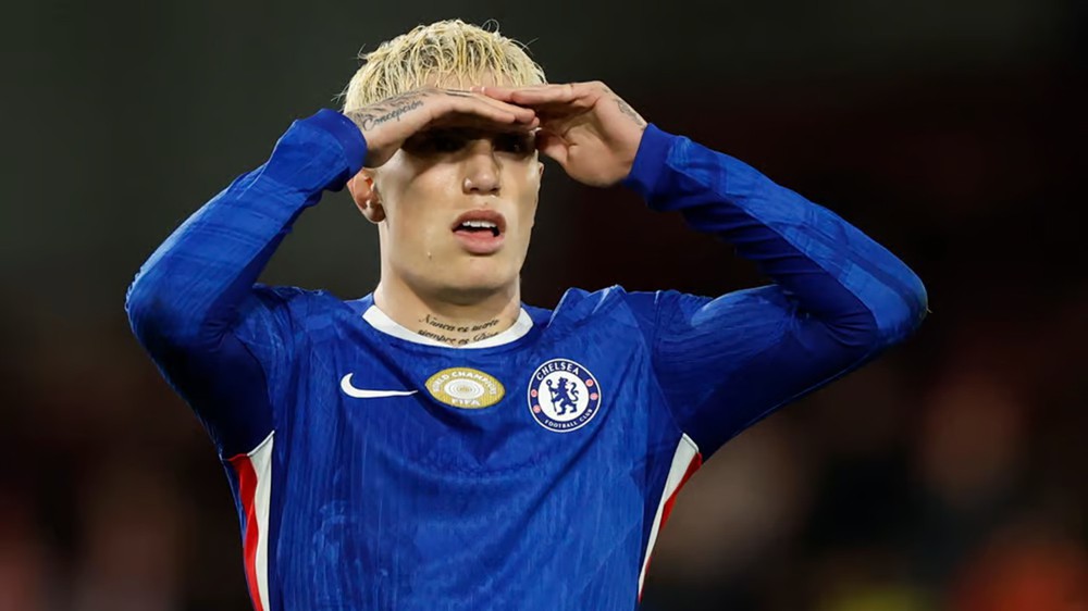 Garnacho có hành động bất ngờ sau khi MU quyết định sa thải HLV Ruben Amorim - Ảnh 3. Garnacho có hành động bất ngờ sau khi MU quyết định sa thải HLV Ruben Amorim - Ảnh 3.