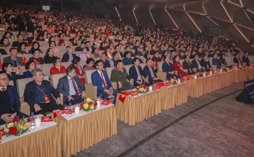 Đại hội XIV của Đảng: Đêm nghệ thuật "Với Đảng vẹn toàn niềm tin yêu" - Ảnh 3.