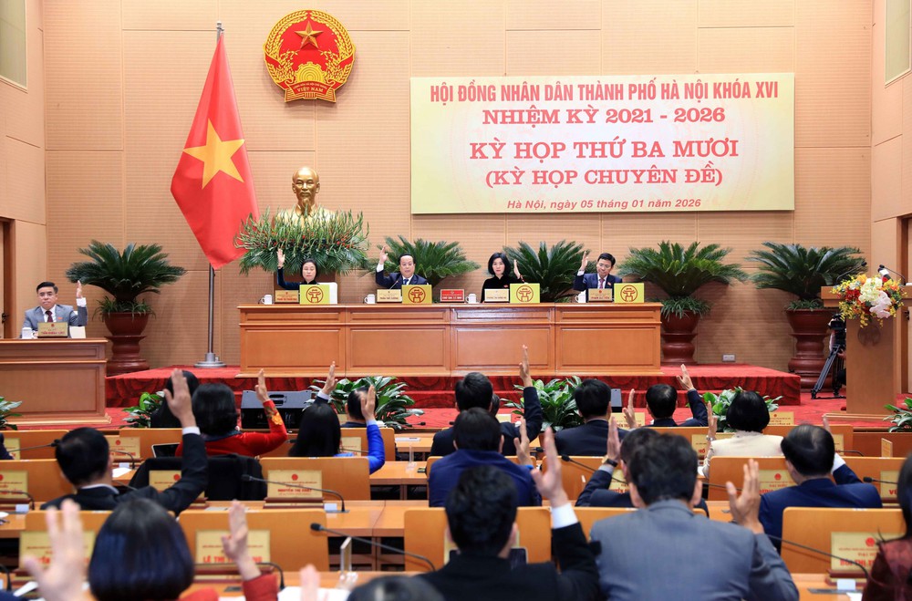 Khai mạc Kỳ họp thứ 30 HĐND thành phố Hà Nội khóa XVI - Ảnh 5. Khai mạc Kỳ họp thứ 30 HĐND thành phố Hà Nội khóa XVI - Ảnh 5.
