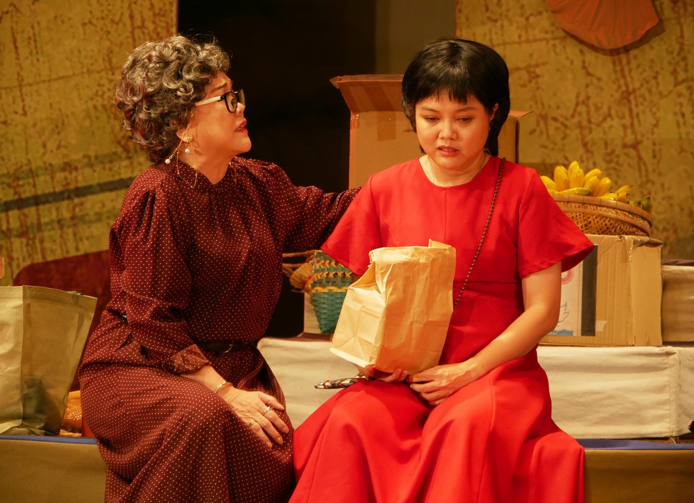 Vở "Hẹn nhau ở cuối con đường": Bản tình ca của sự tử tế - Ảnh 1. Vở "Hẹn nhau ở cuối con đường": Bản tình ca của sự tử tế - Ảnh 1.