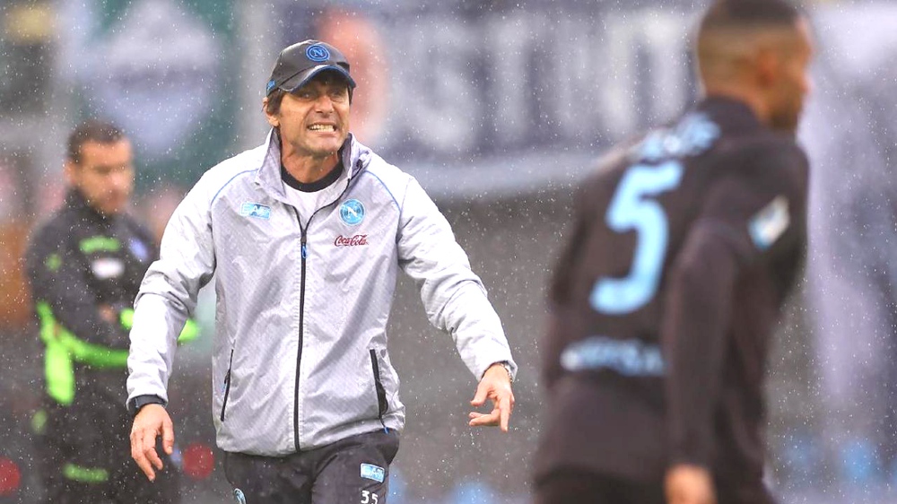 Vòng 19 Serie A - 00h00 ngày 8/1, sân Maradona, Napoli – Verona: Bản lĩnh của “Bố già” giữa sóng gió - Ảnh 1.