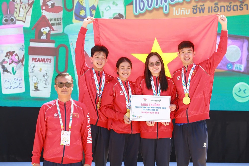 HLV, VĐV Việt Nam được hưởng chế độ mới từ năm 2026: Thu nhập tăng gấp đôi, đãi ngộ tiệm cận khu vực - Ảnh 1. HLV, VĐV Việt Nam được hưởng chế độ mới từ năm 2026: Thu nhập tăng gấp đôi, đãi ngộ tiệm cận khu vực - Ảnh 1.