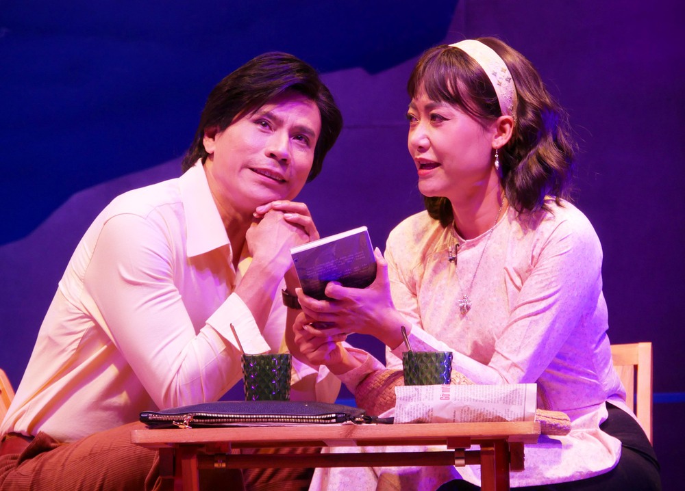 Vở "Hẹn nhau ở cuối con đường": Bản tình ca của sự tử tế - Ảnh 2. Vở "Hẹn nhau ở cuối con đường": Bản tình ca của sự tử tế - Ảnh 2.