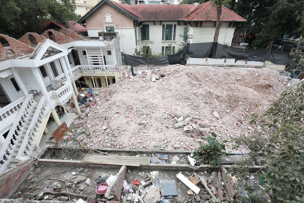 Các hộ dân bàn giao mặt bằng dự án công viên phía Đông hồ Hoàn Kiếm - Ảnh 3. Các hộ dân bàn giao mặt bằng dự án công viên phía Đông hồ Hoàn Kiếm - Ảnh 3.