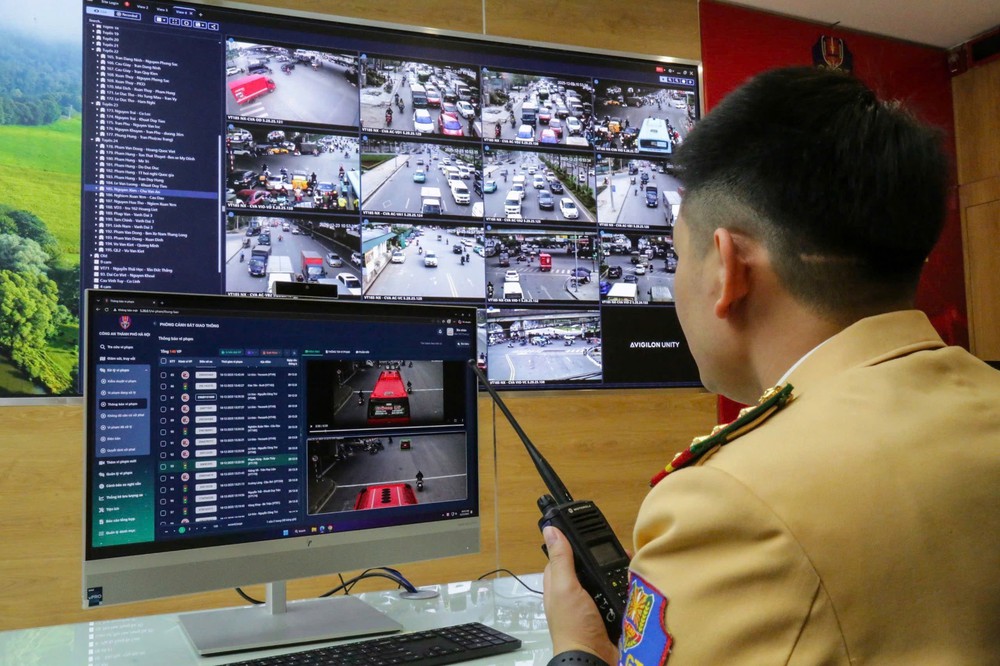 Hà Nội bảo đảm trật tự, an toàn giao thông phục vụ sơ duyệt, diễn tập phương án bảo vệ Đại hội XIV của Đảng - Ảnh 5. Hà Nội bảo đảm trật tự, an toàn giao thông phục vụ sơ duyệt, diễn tập phương án bảo vệ Đại hội XIV của Đảng - Ảnh 5.