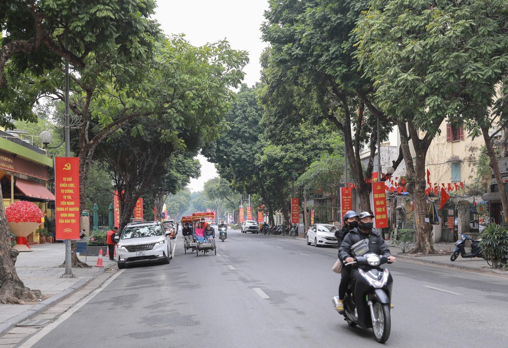 Dự báo thời tiết ngày 7/1: Đề phòng băng giá và sương muối ở khu vực vùng núi cao Bắc Bộ - Ảnh 1. Dự báo thời tiết ngày 7/1: Đề phòng băng giá và sương muối ở khu vực vùng núi cao Bắc Bộ - Ảnh 1.