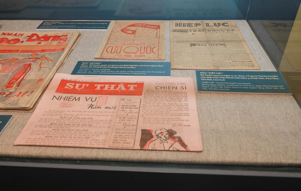 Khai mạc Trưng bày chuyên đề "Mùa Xuân - Khởi nguồn thắng lợi" - Ảnh 6.