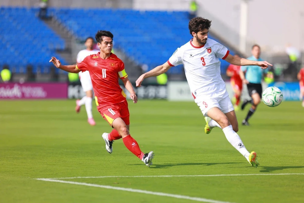 HLV U23 Jordan thừa nhận áp lực khi thua U23 Việt Nam - Ảnh 1.