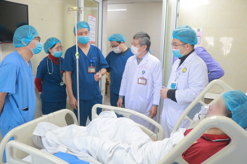 Vụ cháy tại phường Nghĩa Đô, Hà Nội: Sức khỏe 15 nạn nhân đã ổn định - Ảnh 2.