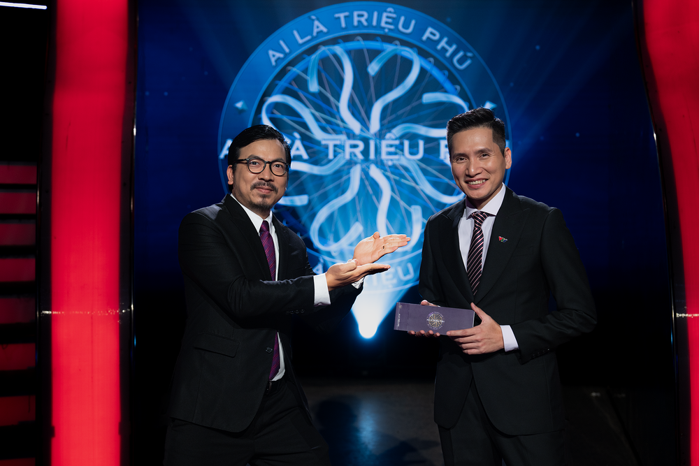 "Giáo sư Xoay" Đinh Tiến Dũng gửi lời cảm ơn MC mới của "Ai là triệu phú" - Ảnh 1.