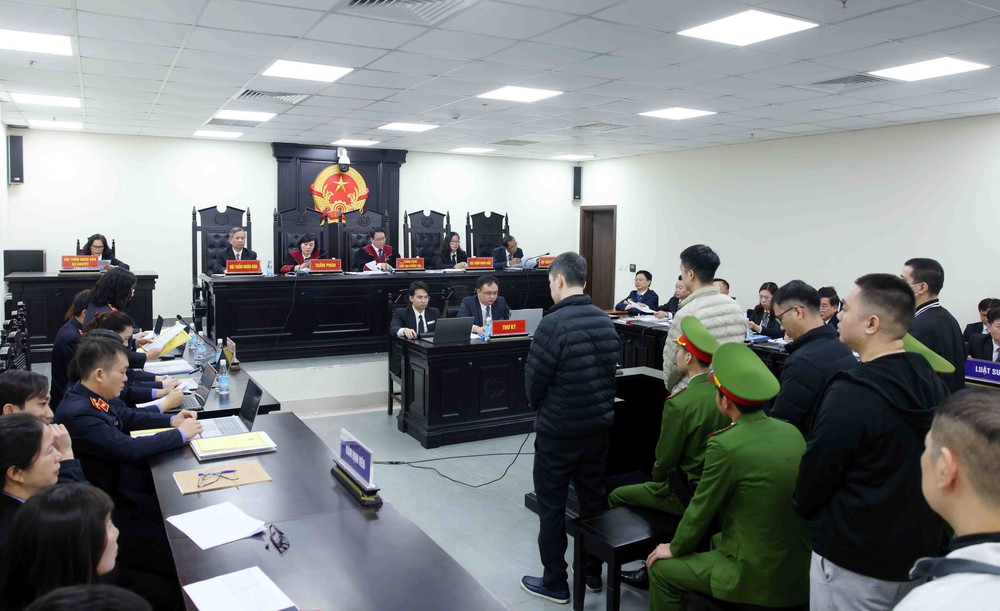 Chủ tịch Công ty Z Holding bị đề nghị phạt từ 25-28 năm tù - Ảnh 3.