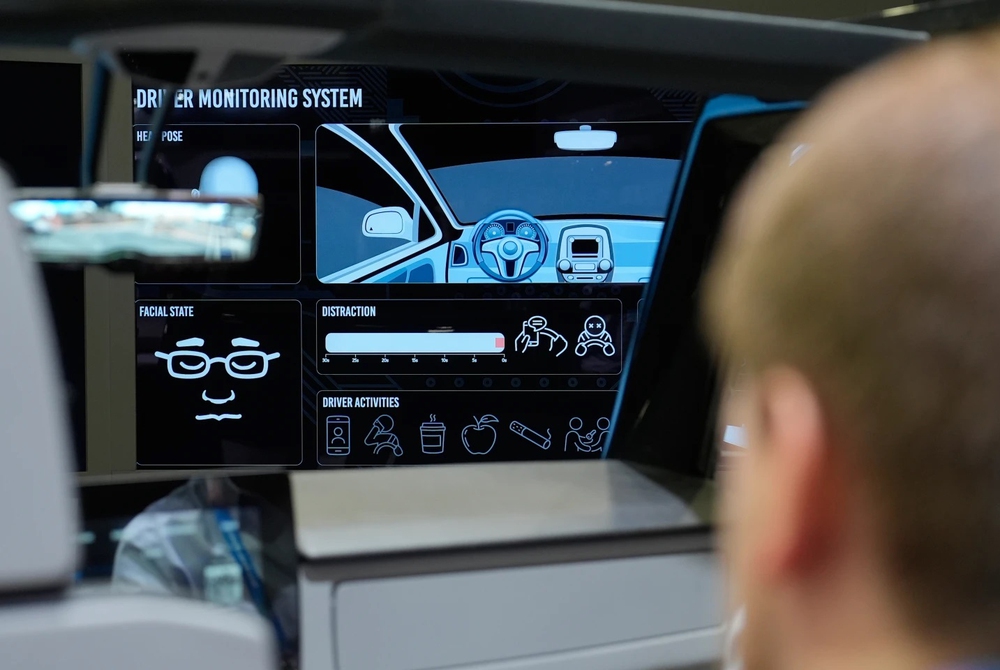 CES 2026: AI giúp ô tô "lột xác" thành "người đồng hành tinh tế" - Ảnh 1.