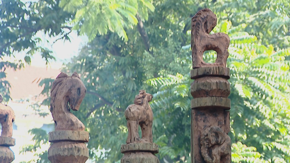 Trưng bày 'Ngựa về phố' chào đón năm mới Bính Ngọ - Ảnh 3. Trưng bày 'Ngựa về phố' chào đón năm mới Bính Ngọ - Ảnh 3.