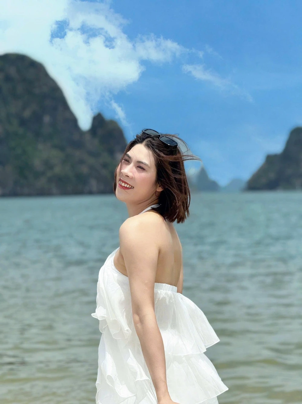 Cặp tình nhân vàng của làng thể thao Việt Nam đưa tình yêu ra... ánh sáng - Ảnh 3. Cặp tình nhân vàng của làng thể thao Việt Nam đưa tình yêu ra... ánh sáng - Ảnh 3.