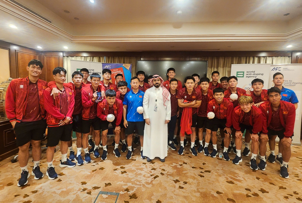 U23 Việt Nam được AFC tư vấn chống doping, tự tin vượt qua Kyrgyzstan - Ảnh 1. U23 Việt Nam được AFC tư vấn chống doping, tự tin vượt qua Kyrgyzstan - Ảnh 1.