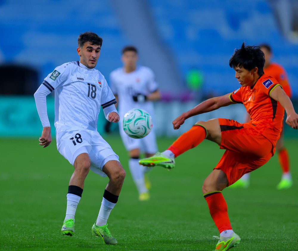 U23 Trung Quốc chia điểm với U23 Iraq ở giải U23 Châu Á 2026, U23 Thái Lan vẫn còn cơ hội vào tứ kết U23 Trung Quốc chia điểm với U23 Iraq ở giải U23 Châu Á 2026, U23 Thái Lan vẫn còn cơ hội vào tứ kết