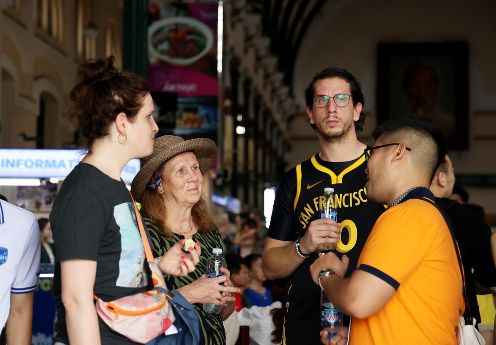 Đưa Thành phố Hồ Chí Minh trở thành điểm đến yêu thích hàng đầu của du khách trong và ngoài nước - Ảnh 3. Đưa Thành phố Hồ Chí Minh trở thành điểm đến yêu thích hàng đầu của du khách trong và ngoài nước - Ảnh 3.