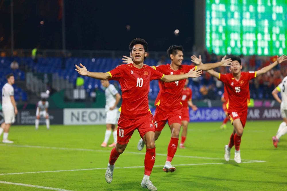 U23 Việt Nam đang là bậc thầy về tình huống cố định ở VCK U23 châu Á 2026 - Ảnh 1. U23 Việt Nam đang là bậc thầy về tình huống cố định ở VCK U23 châu Á 2026 - Ảnh 1.