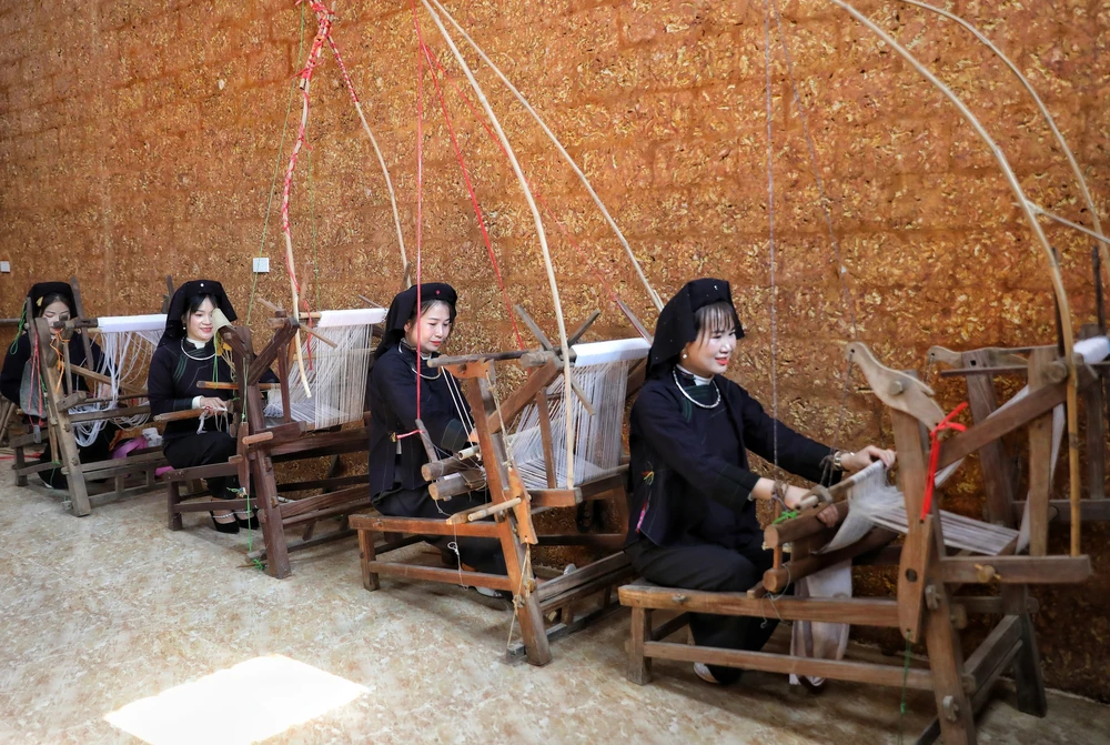 Bản Bắc Hoa đánh thức tiềm năng du lịch cộng đồng từ bản sắc văn hóa Nùng - Ảnh 4. Bản Bắc Hoa đánh thức tiềm năng du lịch cộng đồng từ bản sắc văn hóa Nùng - Ảnh 4.