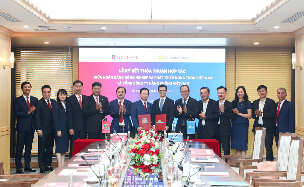 Agribank và Vietnam Airlines ký kết Thỏa thuận hợp tác toàn diện, kết nối hệ sinh thái hàng không - tài chính ngân hàng - Ảnh 3.