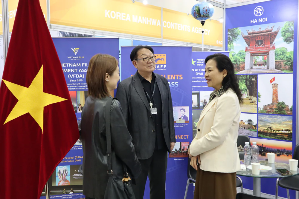 VFDA khai trương Gian hàng Điện ảnh Việt Nam tại BIFF 2026: Kết nối nguồn lực điện ảnh quốc tế - Ảnh 4.