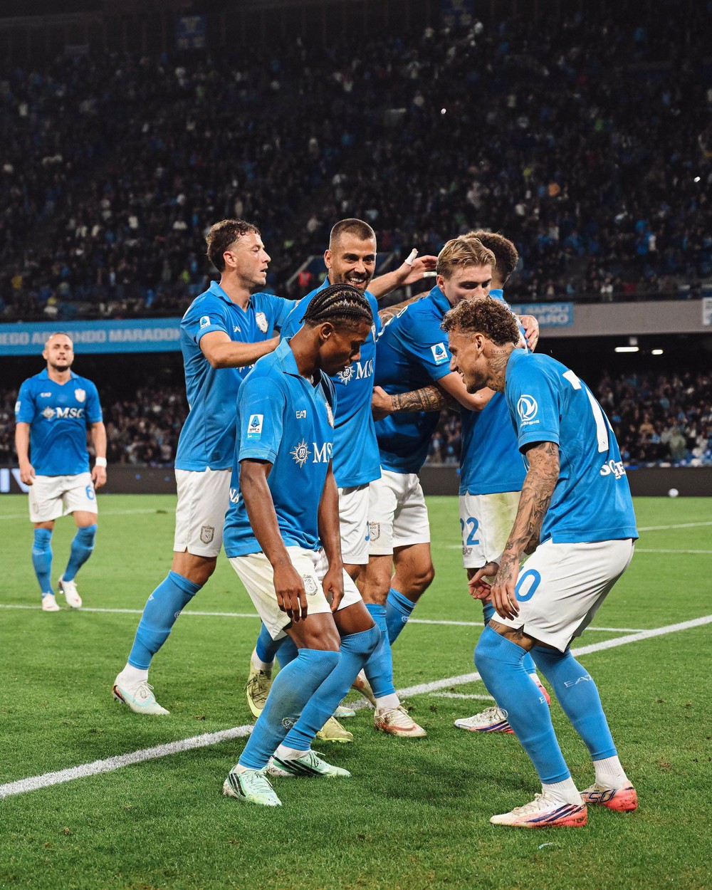 Napoli đánh bại Frosinone 3-0 ở vòng 6 Serie A. Ảnh: CLB Napoli Napoli đánh bại Frosinone 3-0 ở vòng 6 Serie A. Ảnh: CLB Napoli