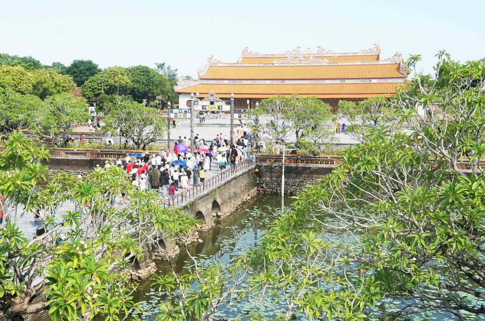Trải nghiệm di sản Huế qua lăng kính công nghệ số: Hấp dẫn và sinh động - Ảnh 2.