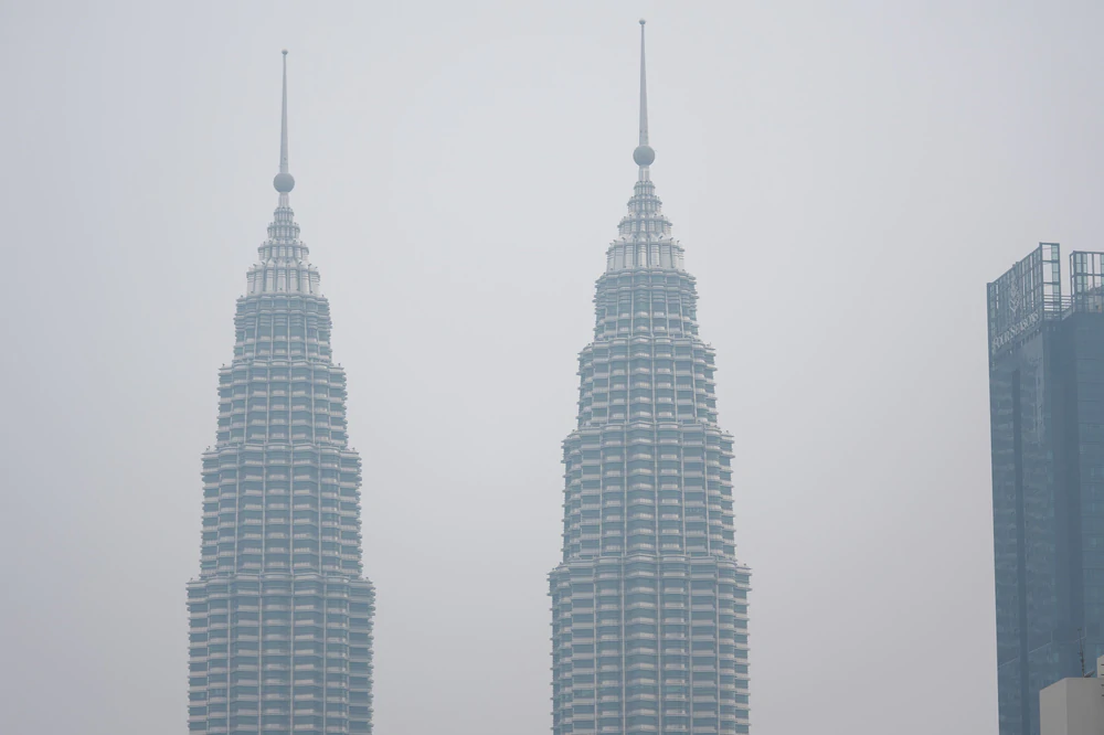 Malaysia: Ô nhiễm không khí nghiêm trọng, nhiều trường học phải đóng cửa - Ảnh 2. Malaysia: Ô nhiễm không khí nghiêm trọng, nhiều trường học phải đóng cửa - Ảnh 2.