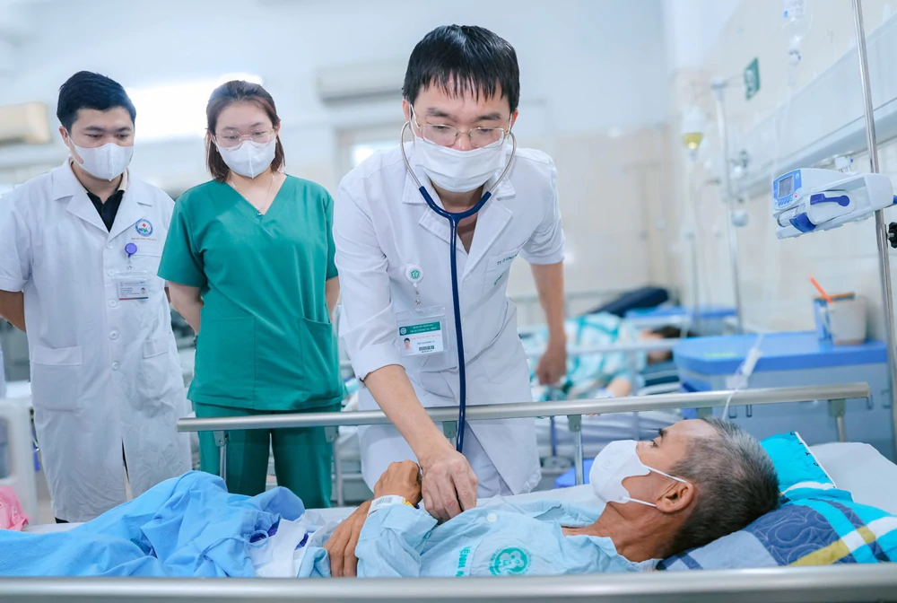 Mày đay mạn tính: Hiểu đúng bệnh để kiểm soát triệu chứng hiệu quả - Ảnh 1. Mày đay mạn tính: Hiểu đúng bệnh để kiểm soát triệu chứng hiệu quả - Ảnh 1.