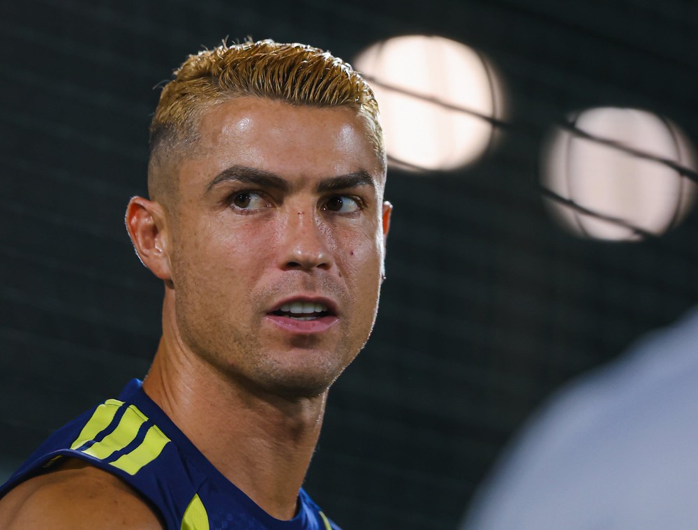 Bị Ronaldo Ghi Bàn, Thủ Môn Đối Phương Vẫn Tuyên Bố Ủng Hộ Cr7 Là Số Một - Ảnh 1.