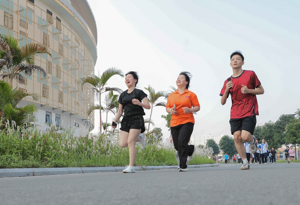 Lan tỏa tinh thần nhân ái từ giải chạy UpRace 2026 - Ảnh 9. Lan tỏa tinh thần nhân ái từ giải chạy UpRace 2026 - Ảnh 9.