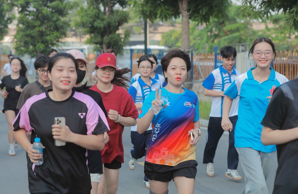 Lan tỏa tinh thần nhân ái từ giải chạy UpRace 2026 - Ảnh 2. Lan tỏa tinh thần nhân ái từ giải chạy UpRace 2026 - Ảnh 2.