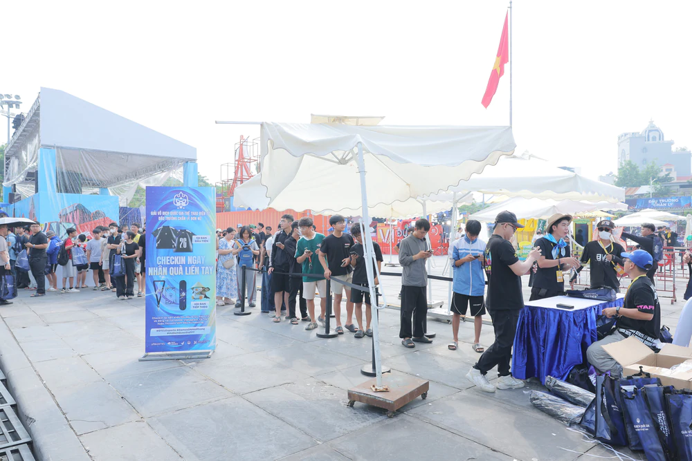Lò Quốc Bảo vô địch hạng mục sinh viên giải VĐQG Đấu Trường Chân Lý - Ảnh 7. Lò Quốc Bảo vô địch hạng mục sinh viên giải VĐQG Đấu Trường Chân Lý - Ảnh 7.