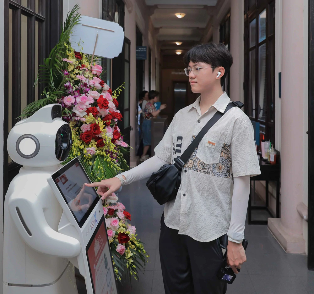 Xây dựng văn hóa số Việt Nam trong kỷ nguyên mới (Kỳ 2): Khi công nghệ số tái định hình đời sống văn hóa - Ảnh 1.