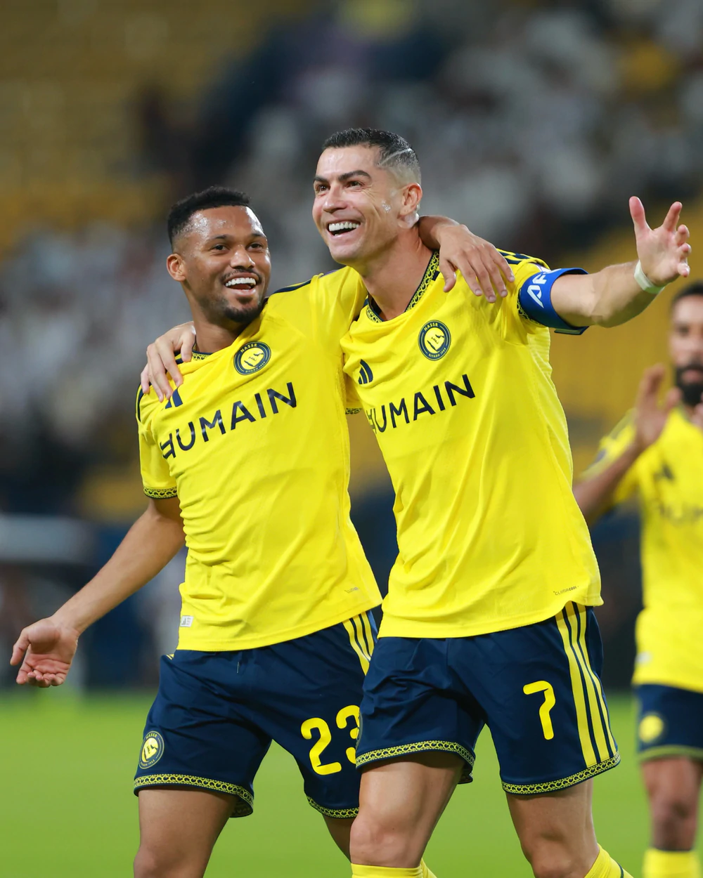 Cristiano Ronaldo tiếp tục ghi dấu ấn trong màu áo Al Nassr khi góp công vào chiến thắng 3-1 trước Neftchi ở lượt trận thứ hai AFC Champions League, rạng sáng 13/10. Ảnh: FBNV