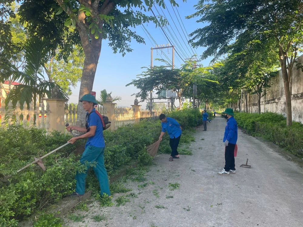 Điểm nhấn cho diện mạo nông thôn mới từ mô hình “Đường cờ Tổ quốc” - Ảnh 8. Điểm nhấn cho diện mạo nông thôn mới từ mô hình “Đường cờ Tổ quốc” - Ảnh 8.