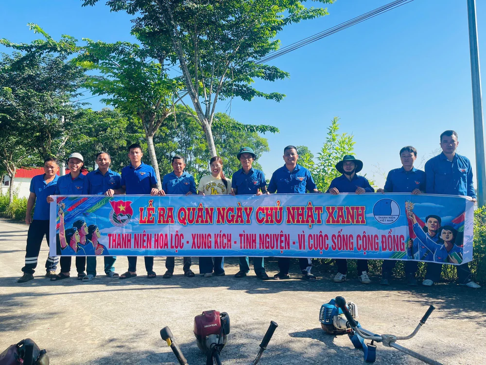 Điểm nhấn cho diện mạo nông thôn mới từ mô hình “Đường cờ Tổ quốc” - Ảnh 9. Điểm nhấn cho diện mạo nông thôn mới từ mô hình “Đường cờ Tổ quốc” - Ảnh 9.
