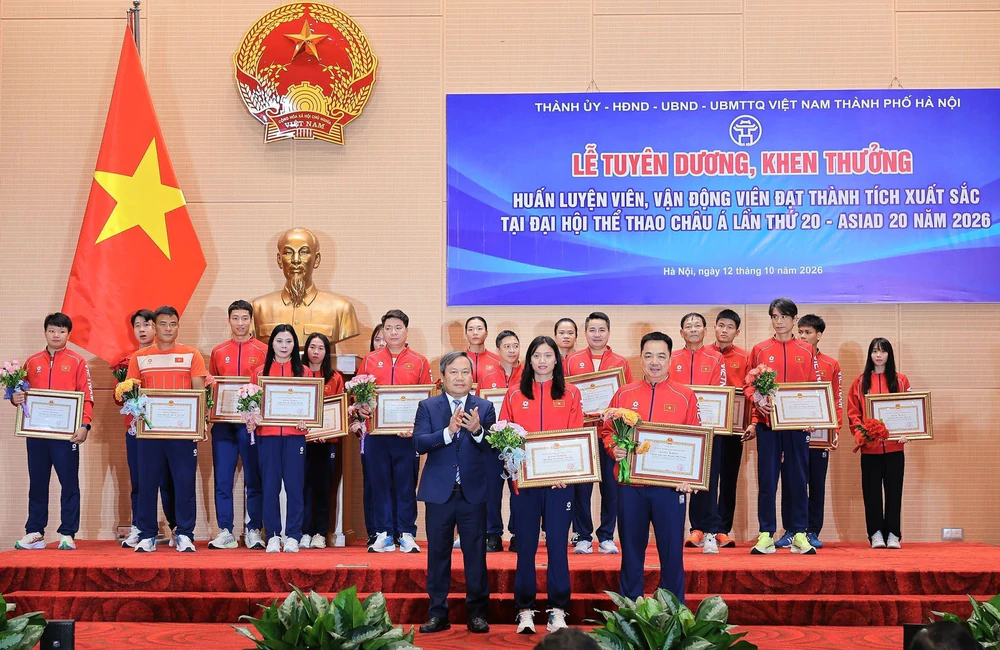 Hà Nội tuyên dương, khen thưởng HLV, VĐV đạt thành tích xuất sắc tại ASIAD 2026 - Ảnh 3.