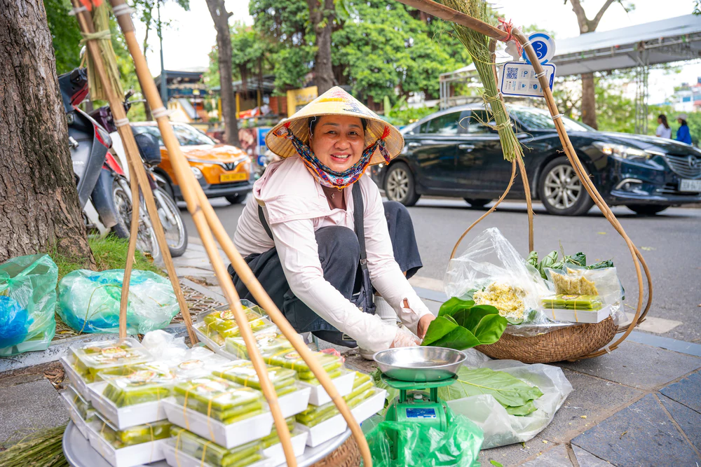 Những cung đường VPIM 2026 kể chuyện thu Hà Nội theo cách riêng - Ảnh 2. Những cung đường VPIM 2026 kể chuyện thu Hà Nội theo cách riêng - Ảnh 2.