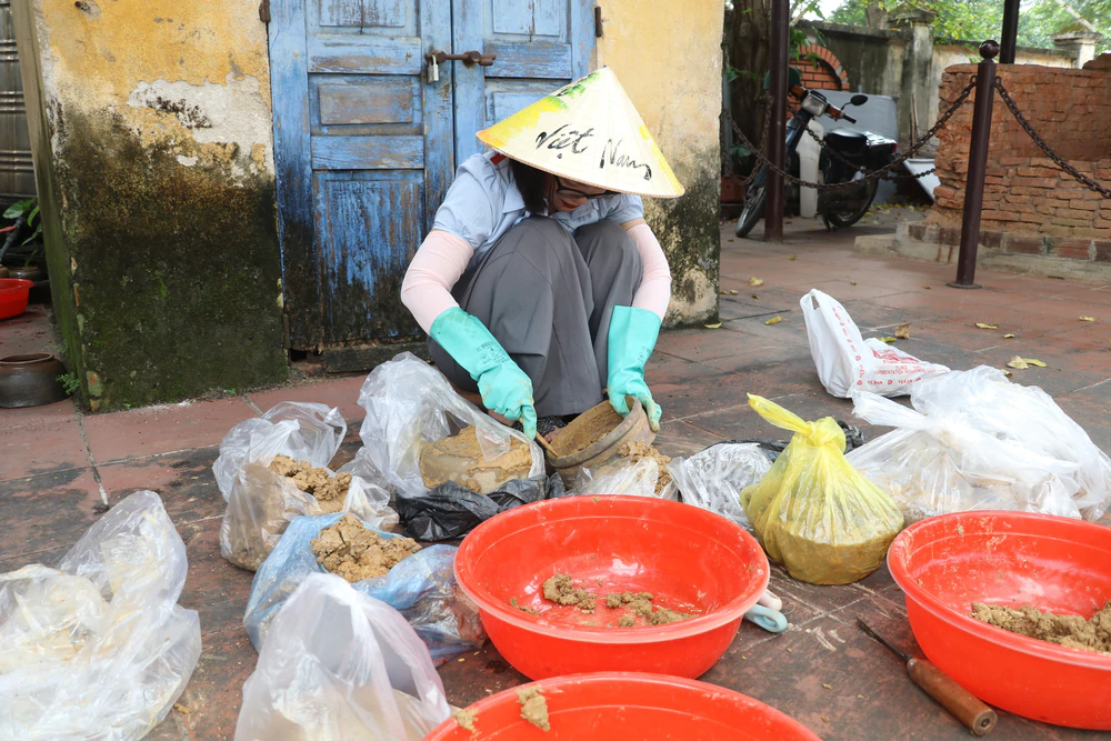 Ninh Bình: Phát lộ nhóm cổ vật thời Trần trong quá trình xây dựng nhà dân - Ảnh 2.