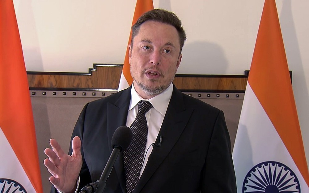 Bầu cử Mỹ: Tỷ phú Elon Musk chi mạnh, đặt cược lớn vào đảng Cộng hòa - Ảnh 1.