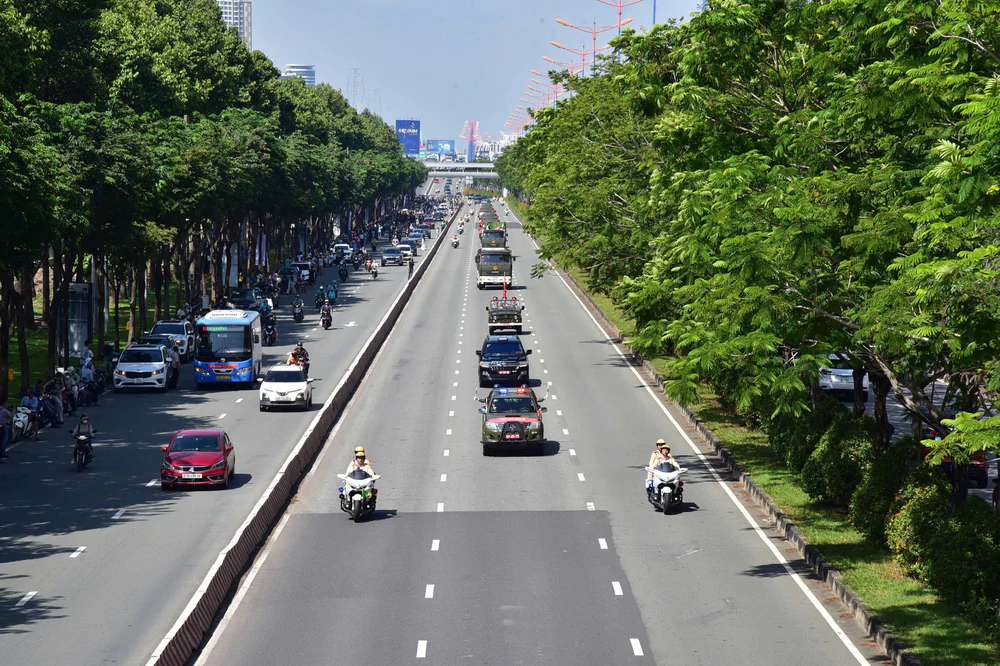 TP.HCM: Triệu trái tim người dân đưa tiễn những người con ưu tú của Tổ quốc  - Ảnh 6.