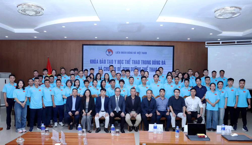 Nghị quyết số 57-NQ/TW: Chuyển đổi số mở hướng mới cho y học thể thao TP.HCM - Ảnh 4. Nghị quyết số 57-NQ/TW: Chuyển đổi số mở hướng mới cho y học thể thao TP.HCM - Ảnh 4.