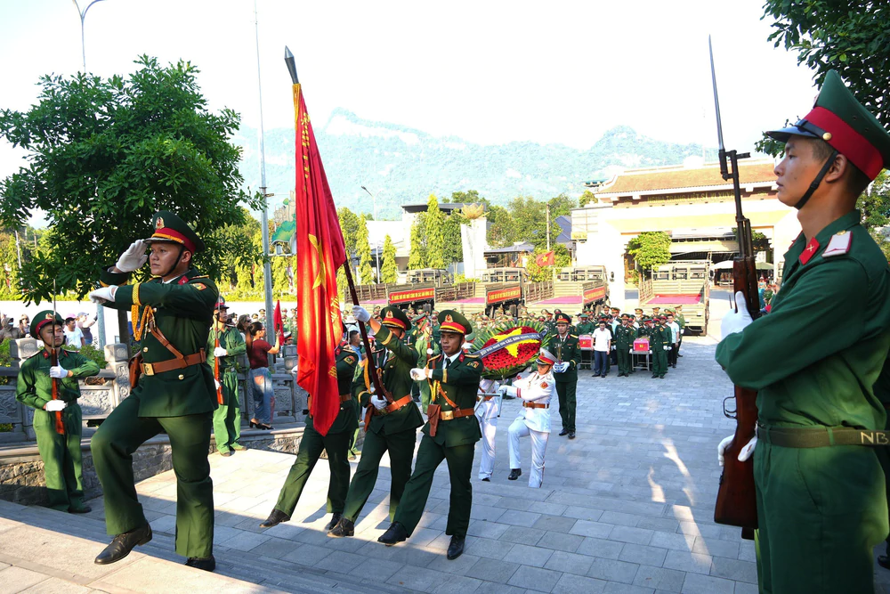 Tuyên Quang: Đưa 93 hài cốt liệt sĩ về Nghĩa trang Liệt sĩ Quốc gia Vị Xuyên - Ảnh 6. Tuyên Quang: Đưa 93 hài cốt liệt sĩ về Nghĩa trang Liệt sĩ Quốc gia Vị Xuyên - Ảnh 6.
