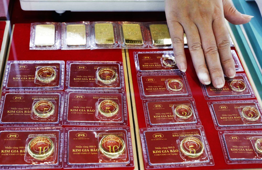 Giá vàng đi ngang - Ảnh 1.