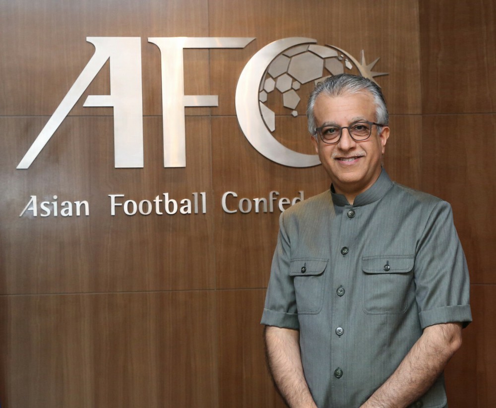 Chủ tịch AFC lên tiếng về khả năng hoãn Asian Cup 2027 - Ảnh 1.