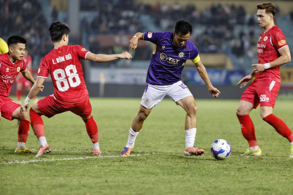 Vòng 4 LPBank V-League 2026/27: “Derby nóng bỏng”, trụ hạng căng thẳng - Ảnh 1. Vòng 4 LPBank V-League 2026/27: “Derby nóng bỏng”, trụ hạng căng thẳng - Ảnh 1.