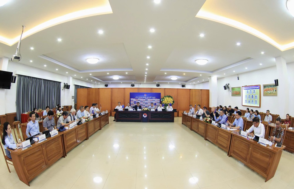 Bóng đá Việt Nam phía sau những thành tích lịch sử: Bài học về năng lực Quản trị chuyên môn - Ảnh 3. Bóng đá Việt Nam phía sau những thành tích lịch sử: Bài học về năng lực Quản trị chuyên môn - Ảnh 3.